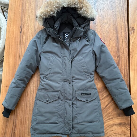 Canada Goose Women's Trillium Parka - Graphite Color - Picture 1 of 11